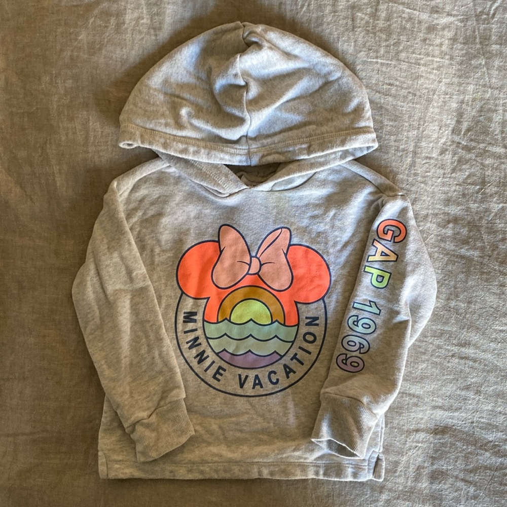 Gap Disney sweater size 4T